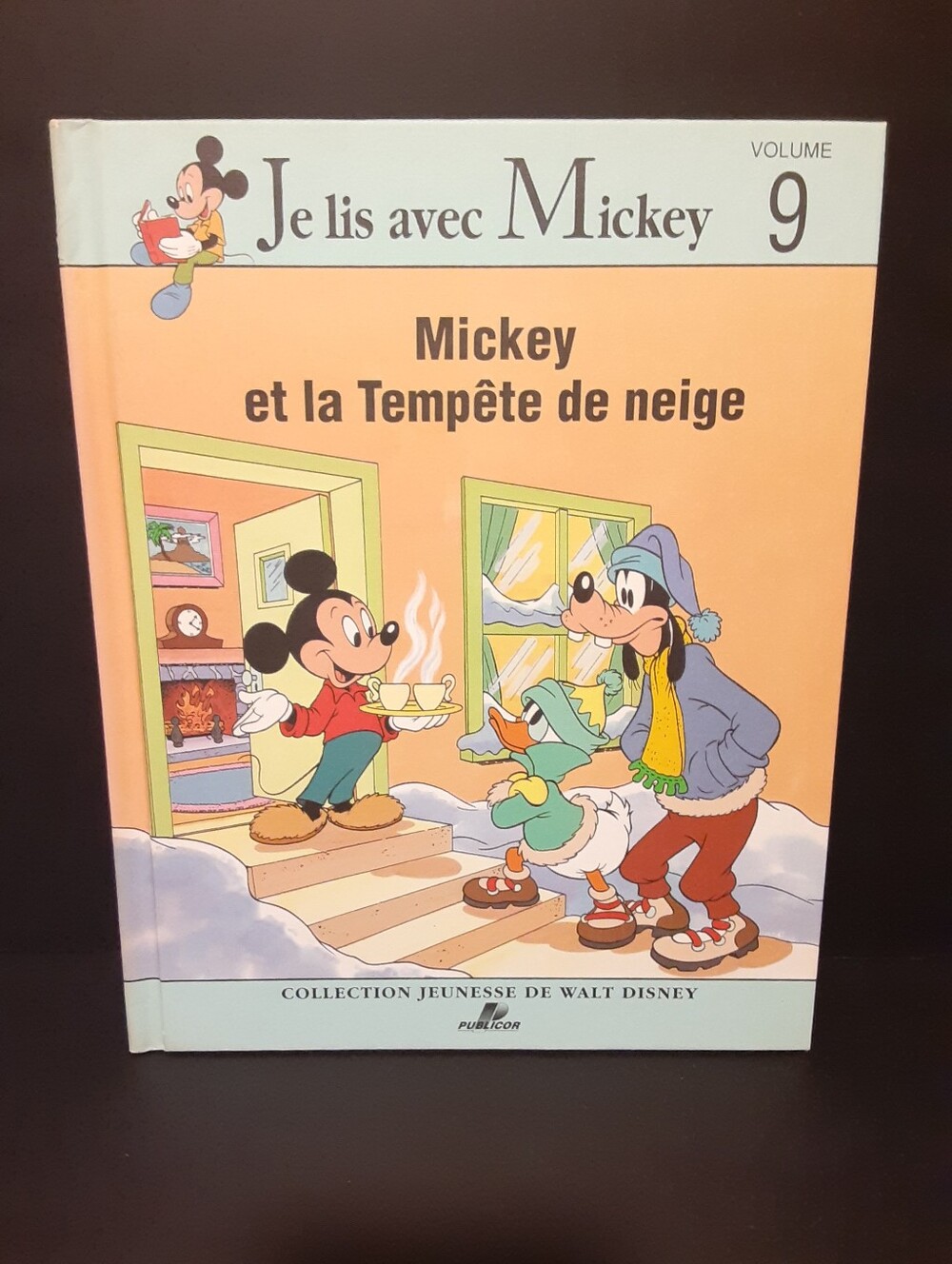 Vintage 1991 French Walt Disney Mickey et la Tempête de neige Book Volume 9